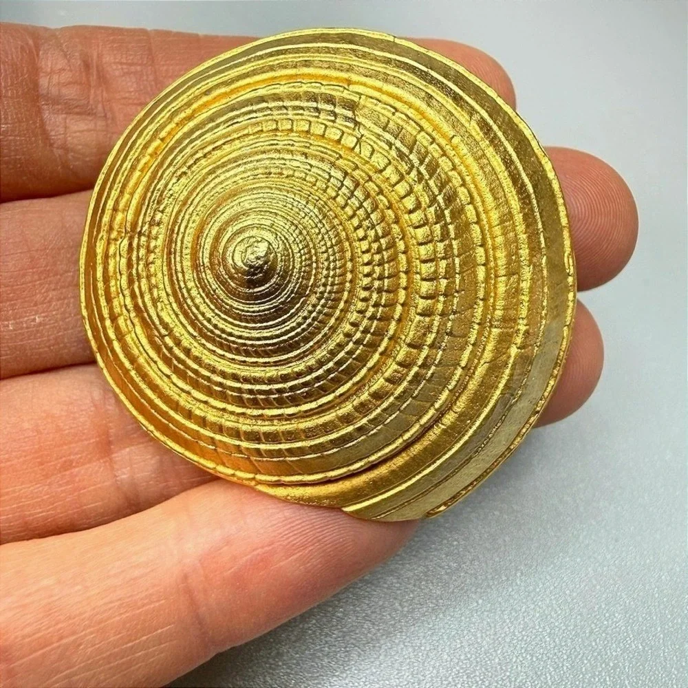 Vintage Gold Spiral Shell Brooch 1.5